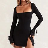 Aura Vestido Mini de Manga Larga con Escote Cuadrado en Negro